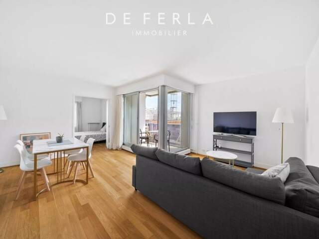 Appartement 3/4 pièces en excellent état avec balcon et vue dégagée - Paris XV — photo du bien