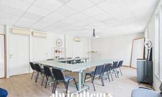 Bureau 4 Pièces 99 m² à louer à Bordeaux (33000)