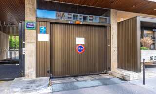Garage  12 m² à vendre à Paris (75000)
