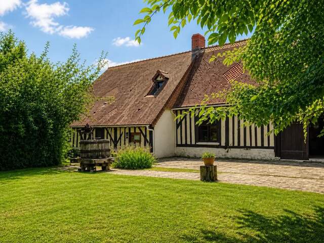 Maison de 6 pièces de 249 m² à Le Poislay — photo du bien