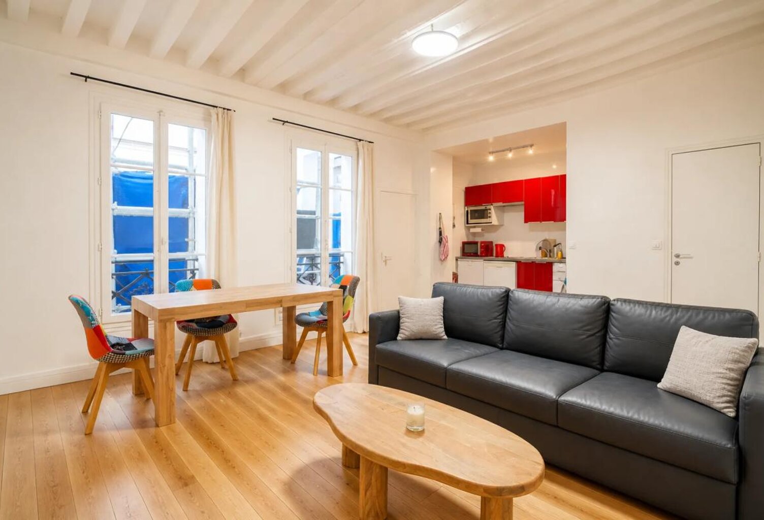 Appartement - 2 pièces - 42 m² - Rue des Écouffes - Paris — photo 1