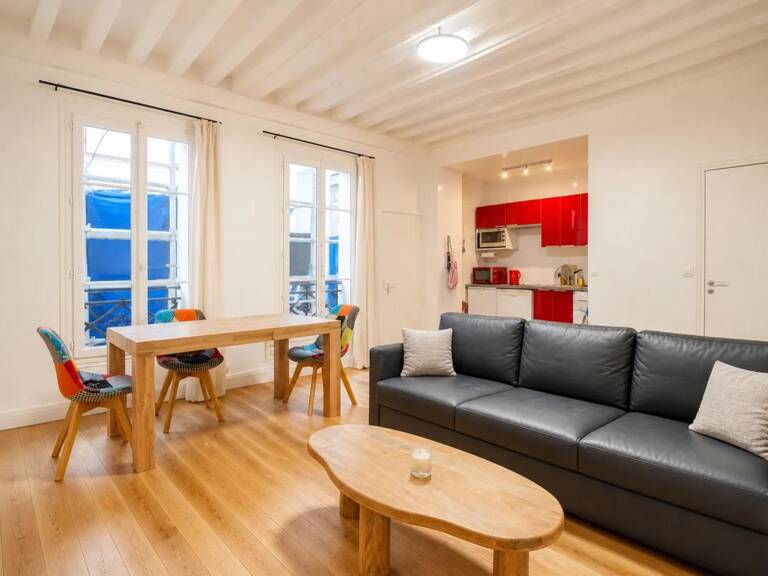 Appartement - 2 pièces - 42 m² - Rue des Écouffes - Paris — photo 1