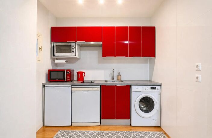 Appartement - 2 pièces - 42 m² - Rue des Écouffes - Paris — photo 4