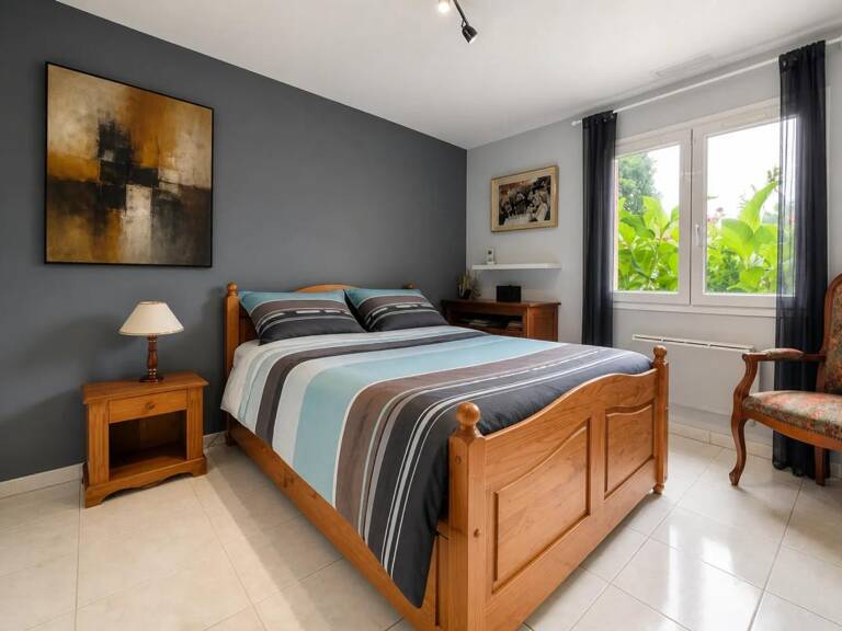 Maison moderne 130 m² + piscine + parc 5600 m² + dépendances — photo 1