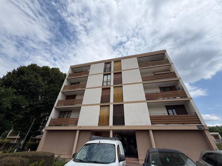 Appartement À Vendre TYPE F2 — photo 1
