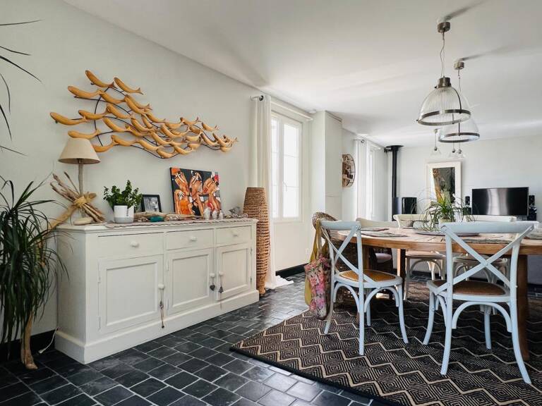 Maison À Vendre à 2 pas de la plage emplacement recherché — photo 1