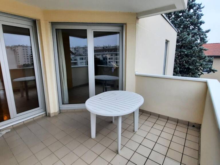 Villeurbanne Gratte Ciel, Appartement T5 -  107 m² à louer — photo 1