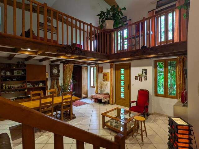 Maison À Vendre — photo du bien