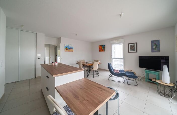 Appartement À Vendre — photo 2