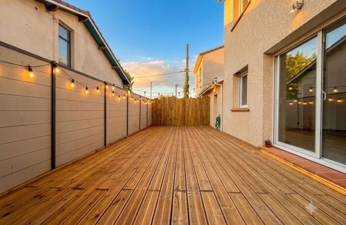 Location Meublée Aucamville Un havre de paix moderne et lumineux : Maison T4 avec bureau indépendant et beau jardin — photo 2