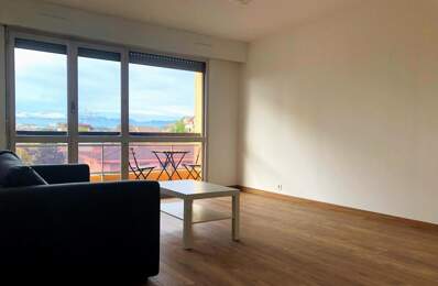 Appartement À Louer — photo du bien