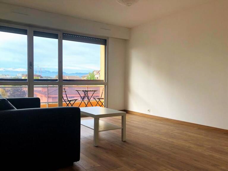 Appartement À Louer — photo 1