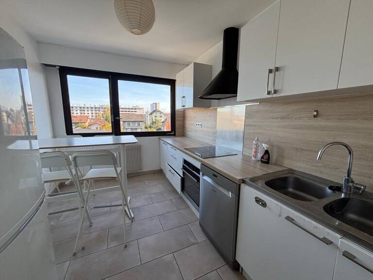 Appartement À Louer — photo 1