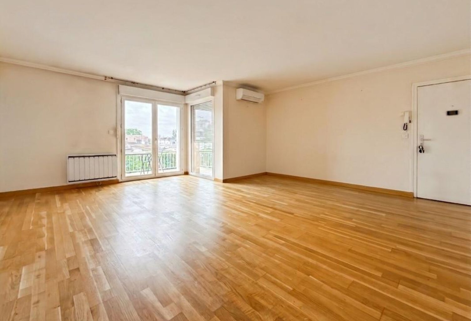 Appartement T4 lumineux avec balcon, garage et piscine — Secteur Place de l'Ormeau — photo 1