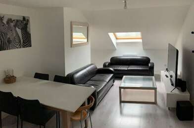 Appartement 5 pièces 890 €