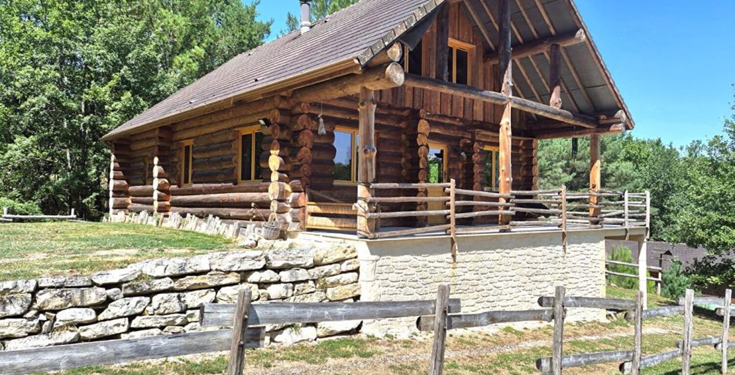 Chalet authentique de 144 m2 sur sous-sol — photo 1