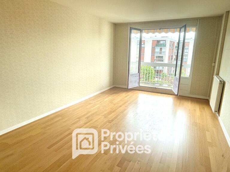 Appartement 69 m2, 3 pièces, balcon, cave, parking — photo 1