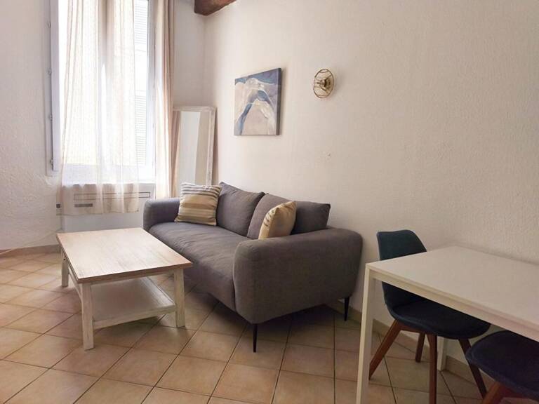 A SAISIR  AVIGNON INTRA MUROS : T2  BIEN ENTRETENU — photo 1