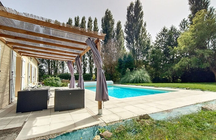 Longère de plain - pied  rénovée 7 pièces de 126 m2 avec sa piscine et son superbe terrain extérieur à 10 mn de Le Mans secteur Sud Sarthe — photo 4