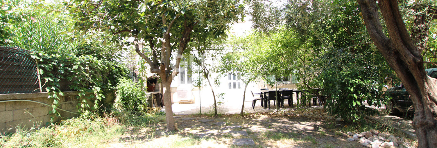 Maison 8 Pièces 178 m² à vendre à Avignon (84000)
