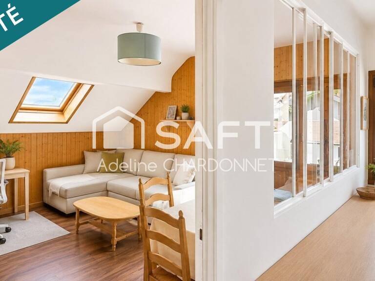 Appartement T2 rénové 54 m² habitables / 33 m² Carrez  Dernier étage  Quartier des Romains  Annecy — photo 1