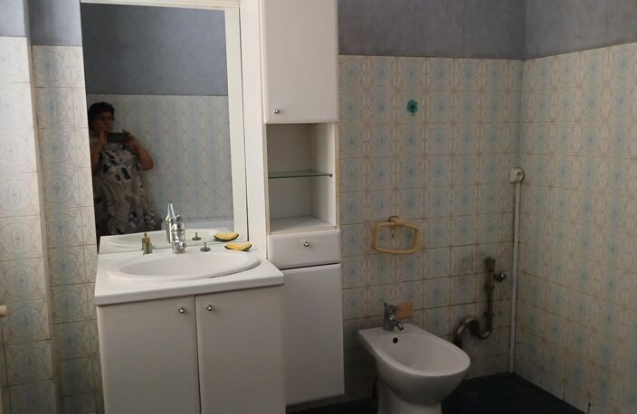 Maison de ville avec jardin et vaste espace aménageable. — photo 3