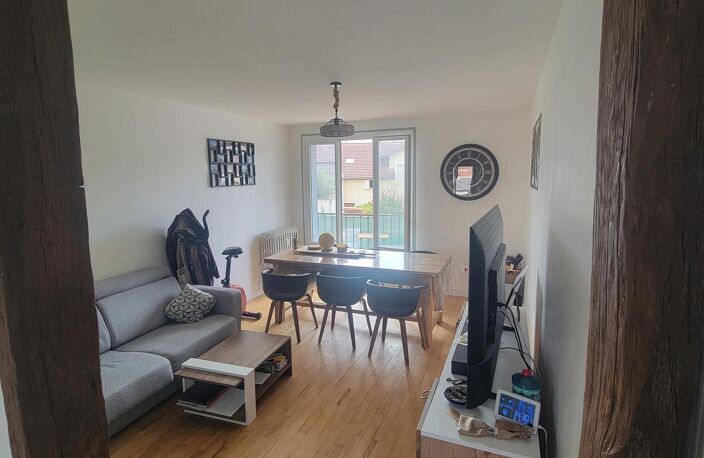 Vente appartement 4 pièces 57 m² Roanne (42300) — photo 2