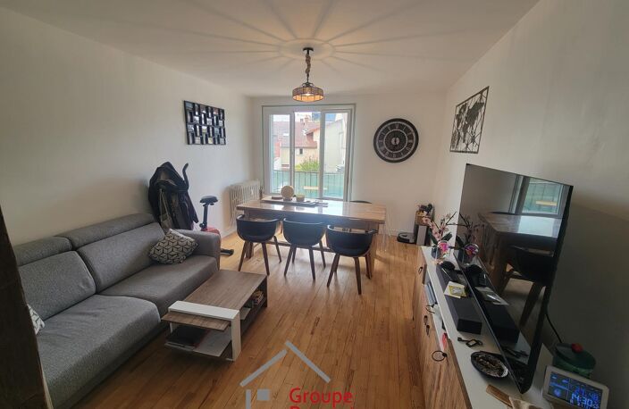 Vente appartement 4 pièces 57 m² Roanne (42300) — photo 3