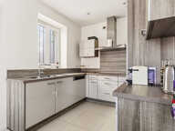 Maison  - 5 pièces  - 110.0 m² — photo 3