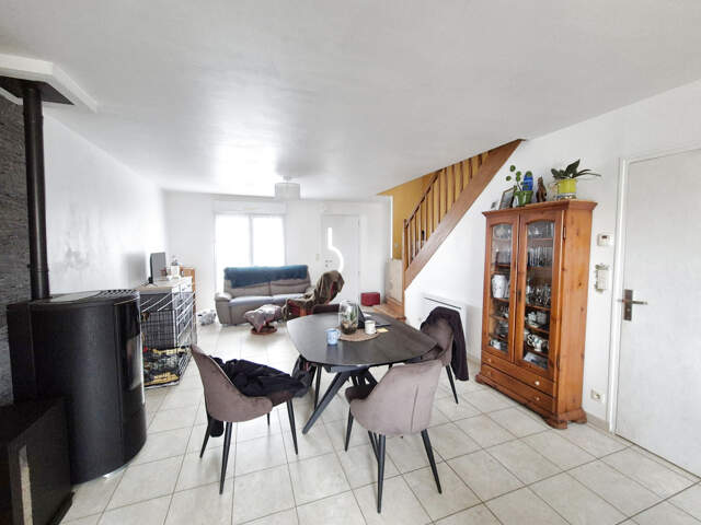Maison 3 chambres garage terrasse et jardin + chambre et sa — photo du bien