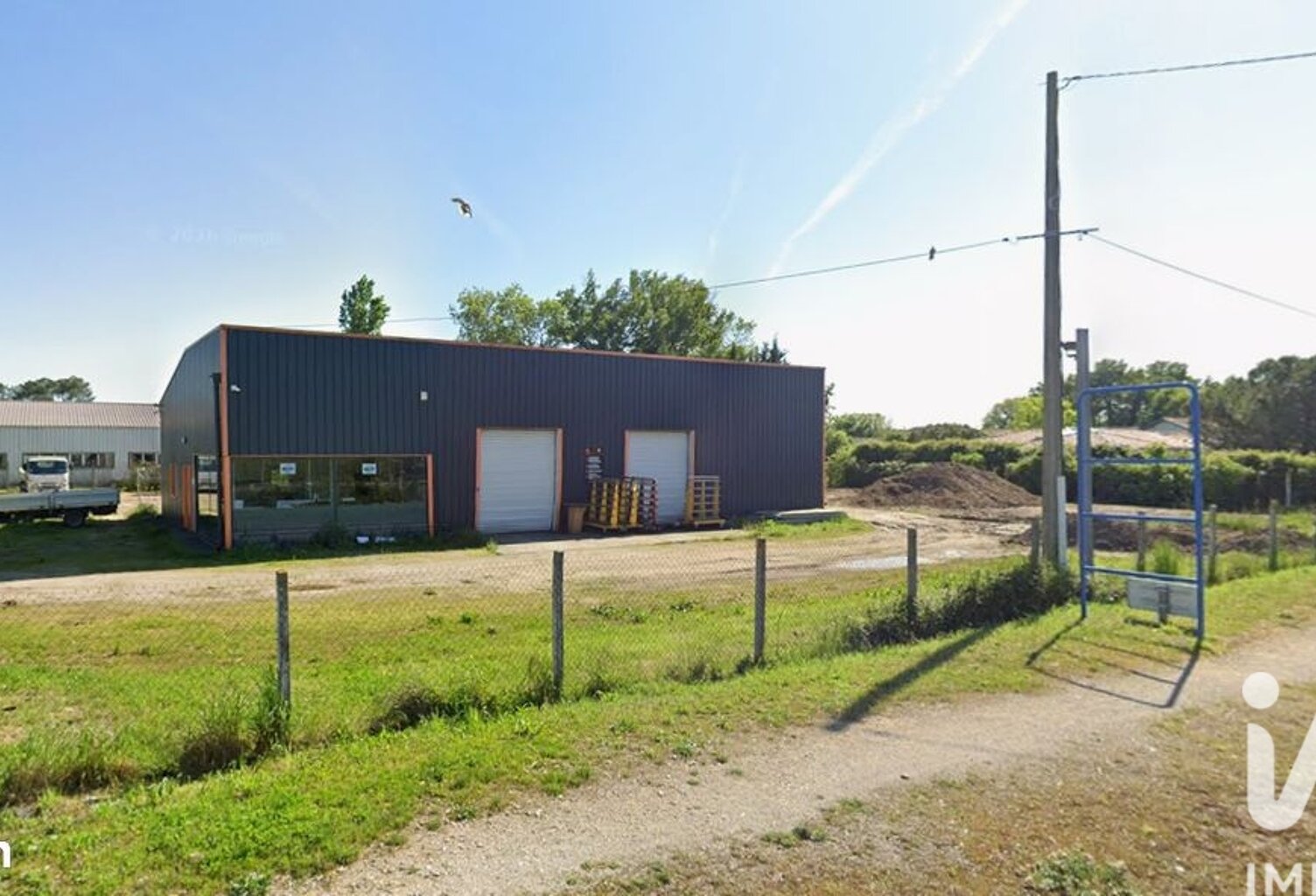 Vente Immeuble 320 m&sup2; — photo 1