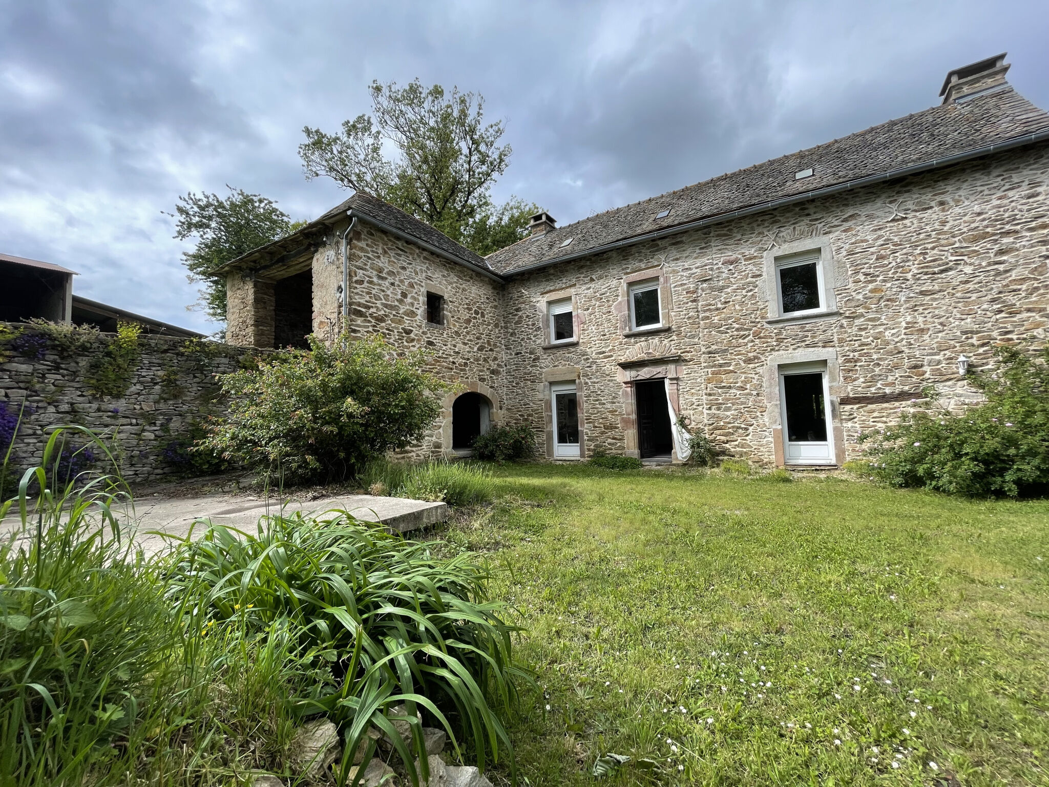 Maison de Village   T5 à louer Manhac 12160