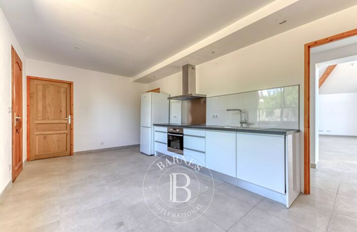MAISON CONTEMPORAINE - CALUIRE — photo 3