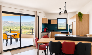Appartement 3 Pièces 73 m² à vendre à Porto-Vecchio (20137)