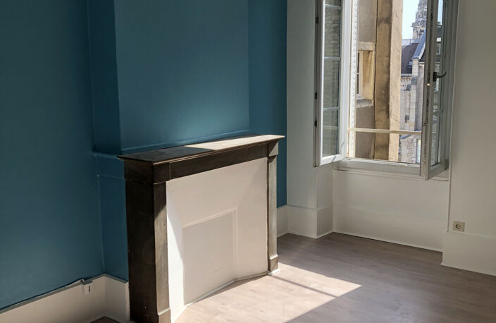 DIJON - COEUR DE VILLE LOCATION appartement T2 — photo 2