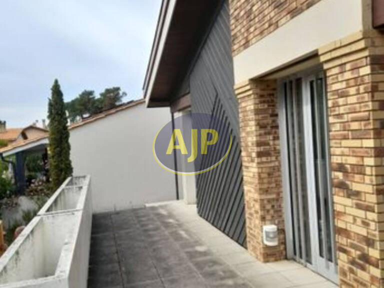 Maison Le Verdon Sur Mer 6 pièce(s) 150 m2 — photo 1