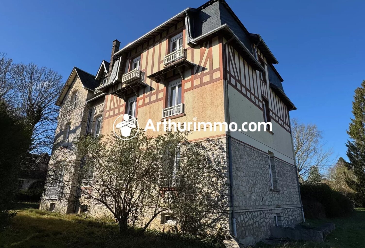 Immeuble composée de 10 appartements — photo 1
