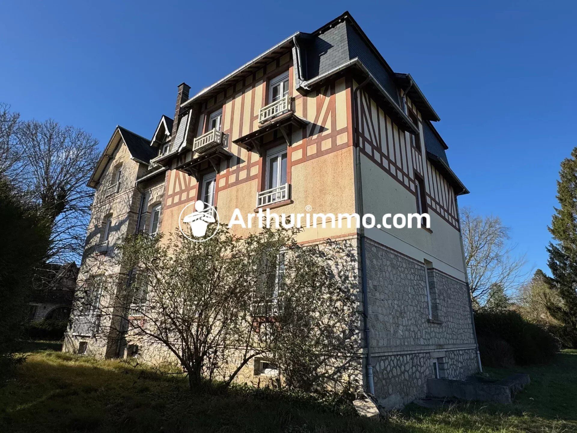Immeuble 2 pièces 196 m² · à Bagnoles-de-l'Orne-Normandie · 196 m² · 420 000 €