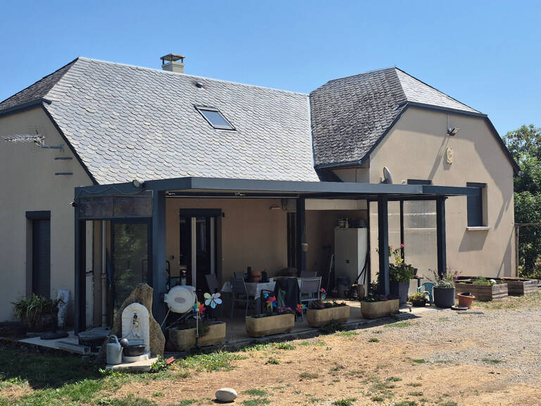 A 5 minutes de BOZOULS, maison de Type 4 sur une parcelle de plus de 13600 m² — photo 1