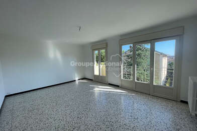 Appartement 4 pièces 742 €
