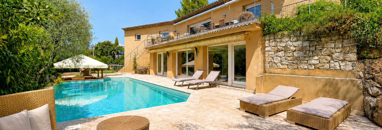 Maison 7 Pièces 430 m² à vendre à Roquefort-les-Pins (06330)