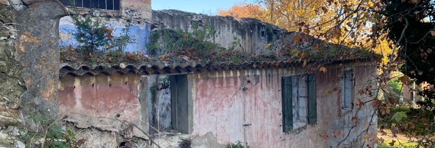 Immeuble  960 m² à vendre à Villeneuve-lès-Avignon (30400)