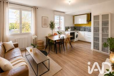 Appartement 3 pièces 220500 €