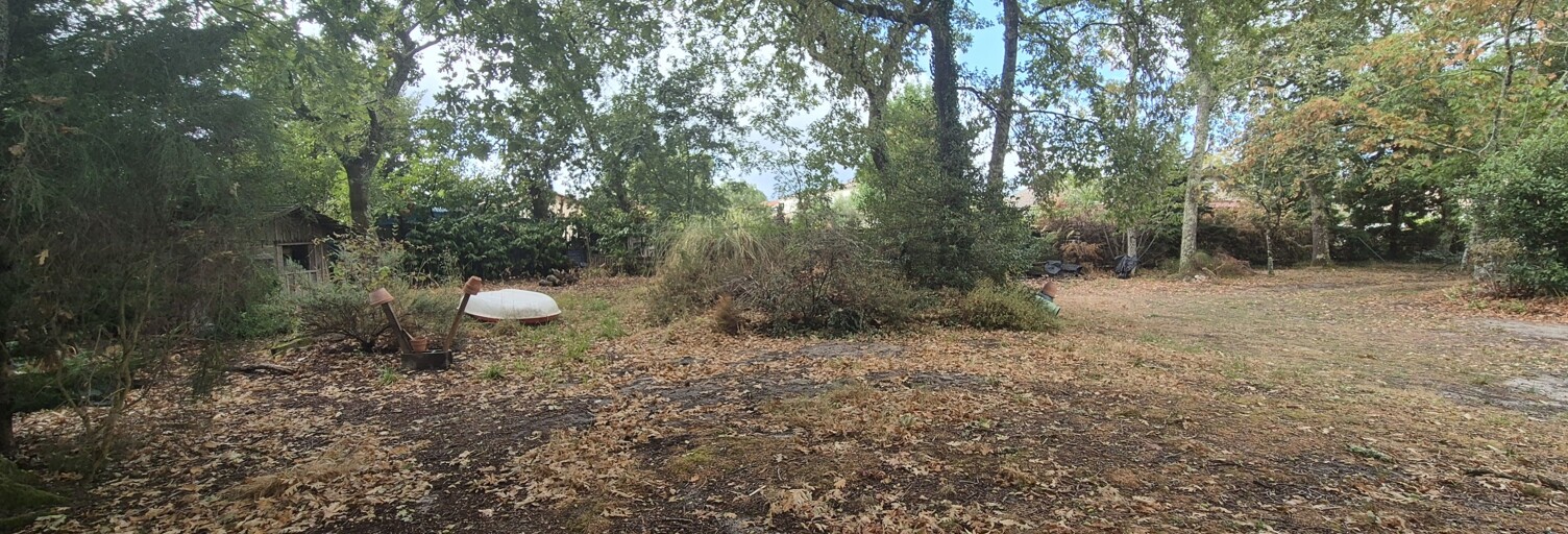 Terrain  843 m² à vendre à Saint-Jean-d'Illac (33127)