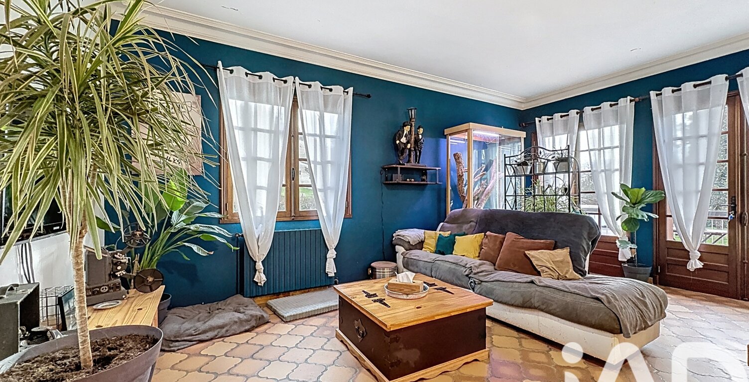 Vente Maison/villa 8 pièces — photo 1