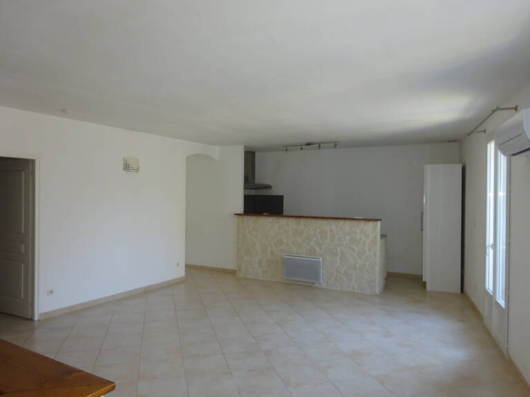 MAUGUIO CENTRE T4 AVEC EXTERIEUR — photo 1