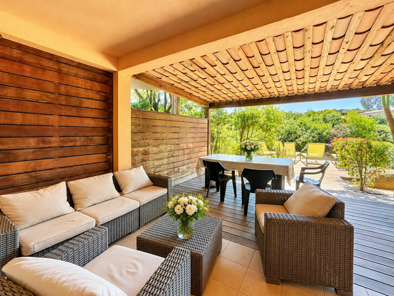 Porto-Vecchio   Appartement avec jardin, à deux pas de Santa — photo 1