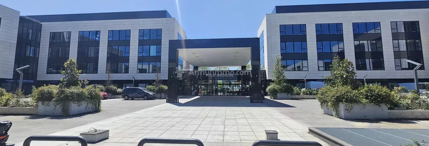 Bureau   m² à louer à Jossigny (77600)