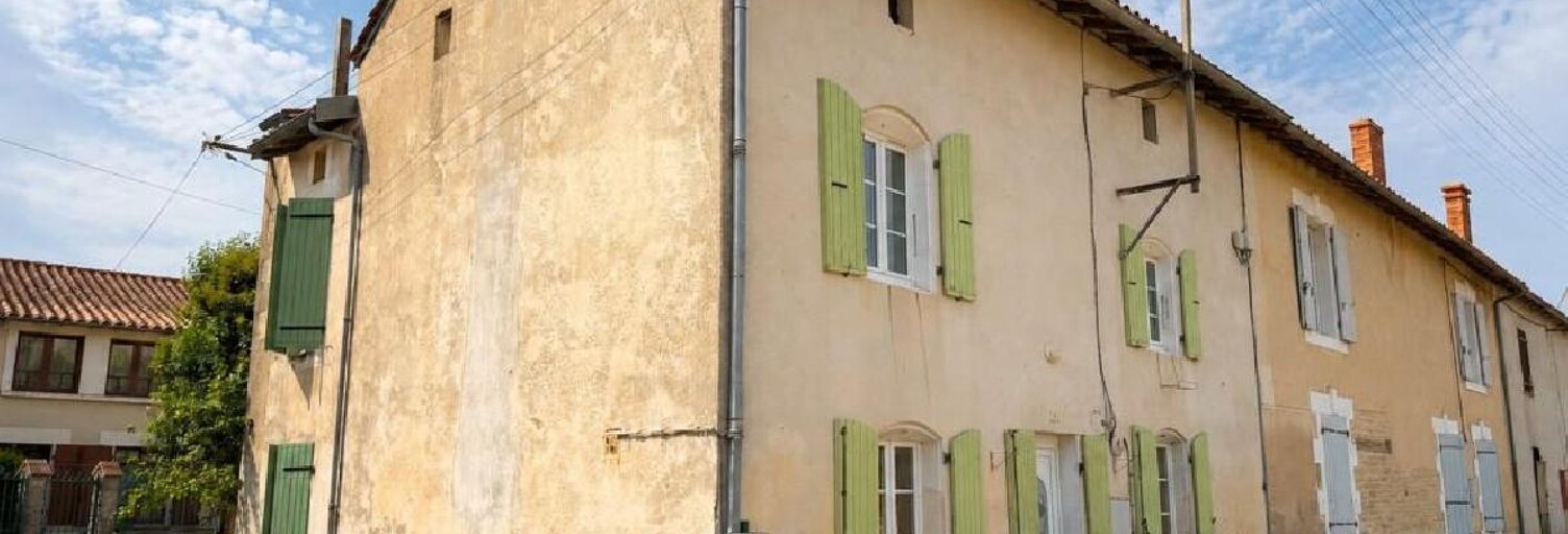 Maison 4 Pièces 151 m² à vendre à Villefagnan (16240)