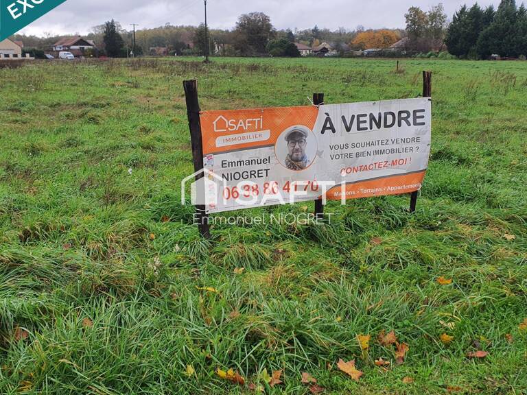 Superbe terrain constructible, borné d'environ 1700 m² — photo 1